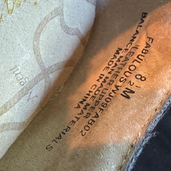 J 41 by KANEKA Brown Suede Mary Jane Heels Womens 8.5M Comfortable Design - Picture 11 of 12